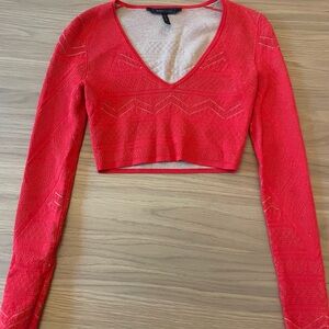 BCBG MaxAzria Red V-Neck Long Sleeve Women's Knit Cropped Top